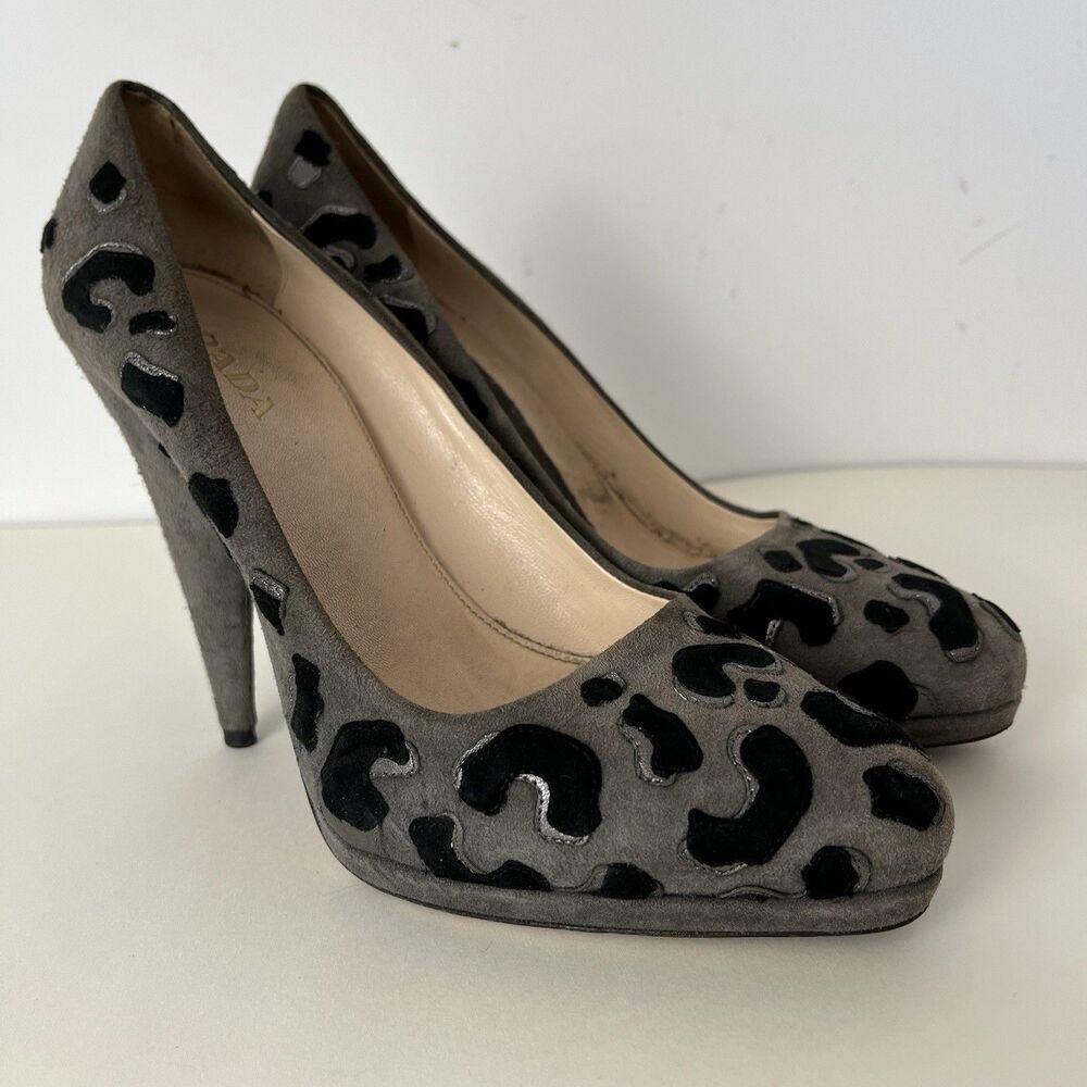 PRADA Size 39 Grey Black Suede Aplique Platform Pumps​ - Picture 2 of 6